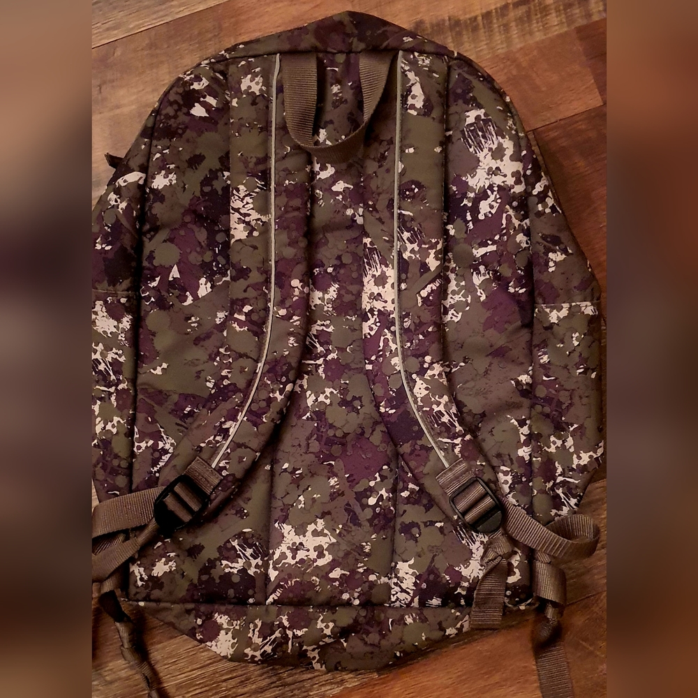 LL Bean Backpack - Picture 2 of 4